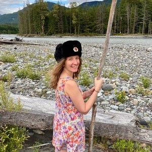 Meet your Posher, Yuliya